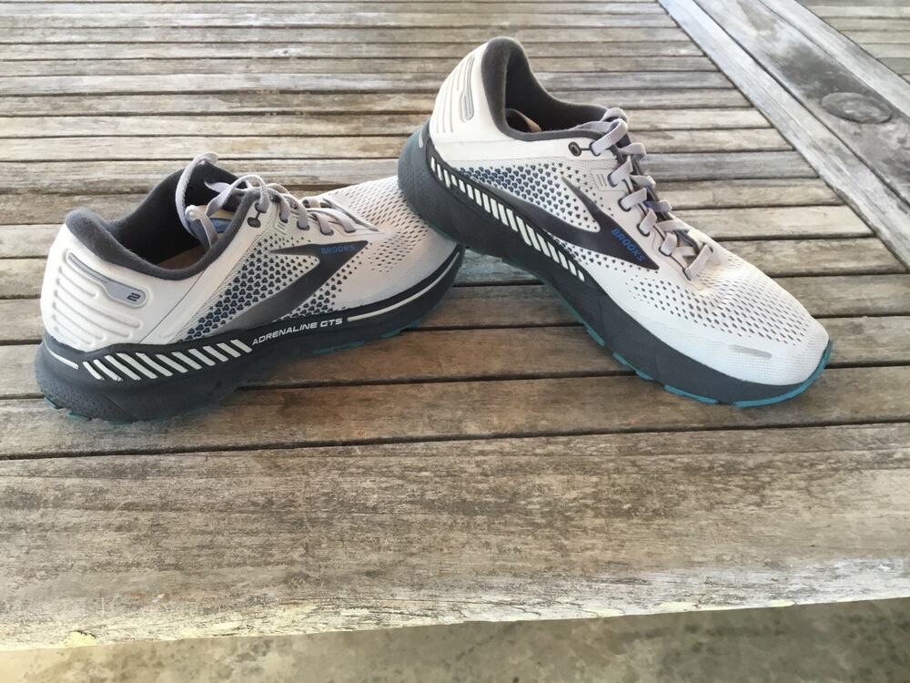 Brooks Men's Adrenaline GTS 22 Supportive Running Shoes Size9.5